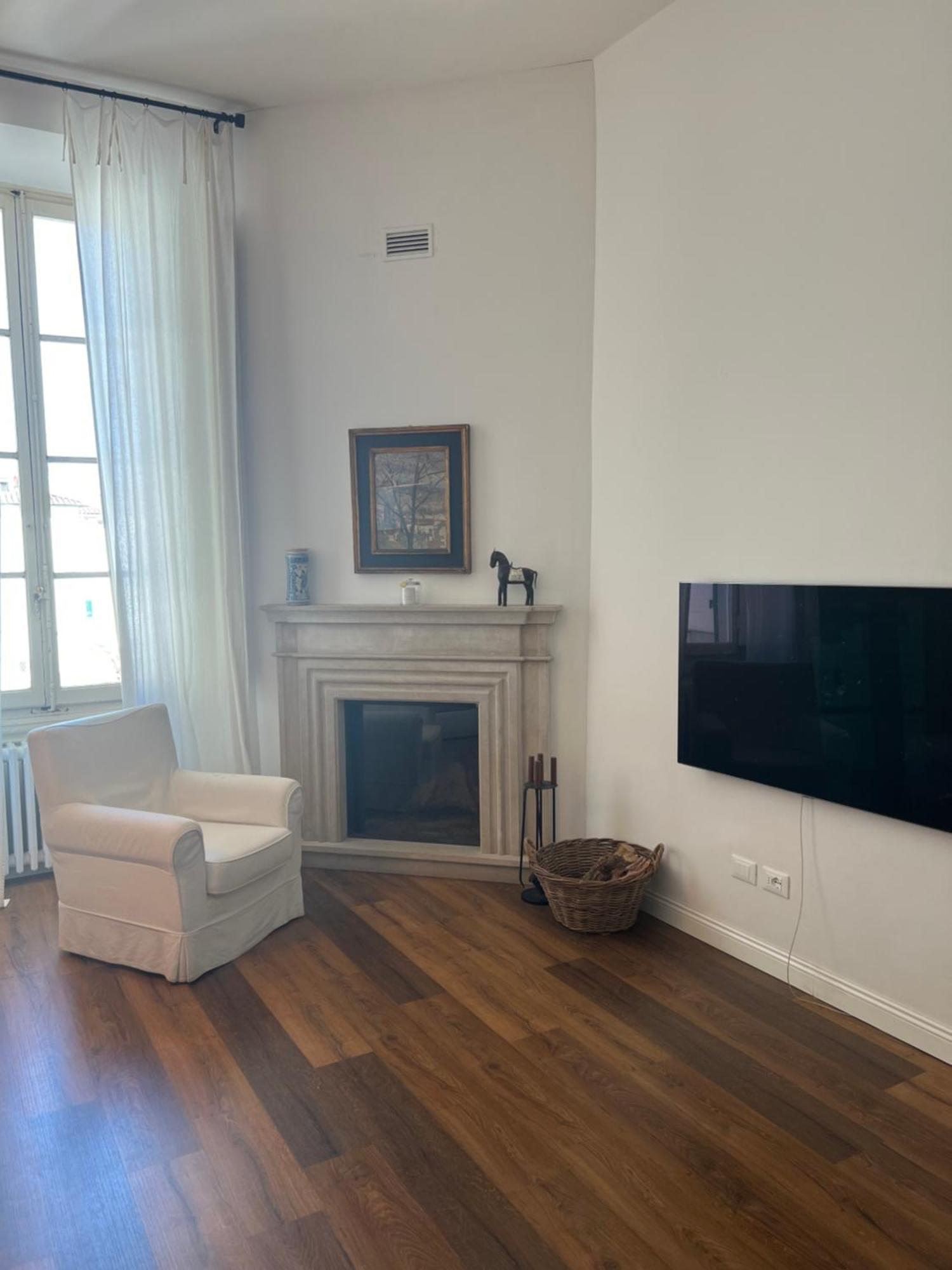 Santa Rosa Florence Apartments 3 Bedrooms - Private Parking エクステリア 写真