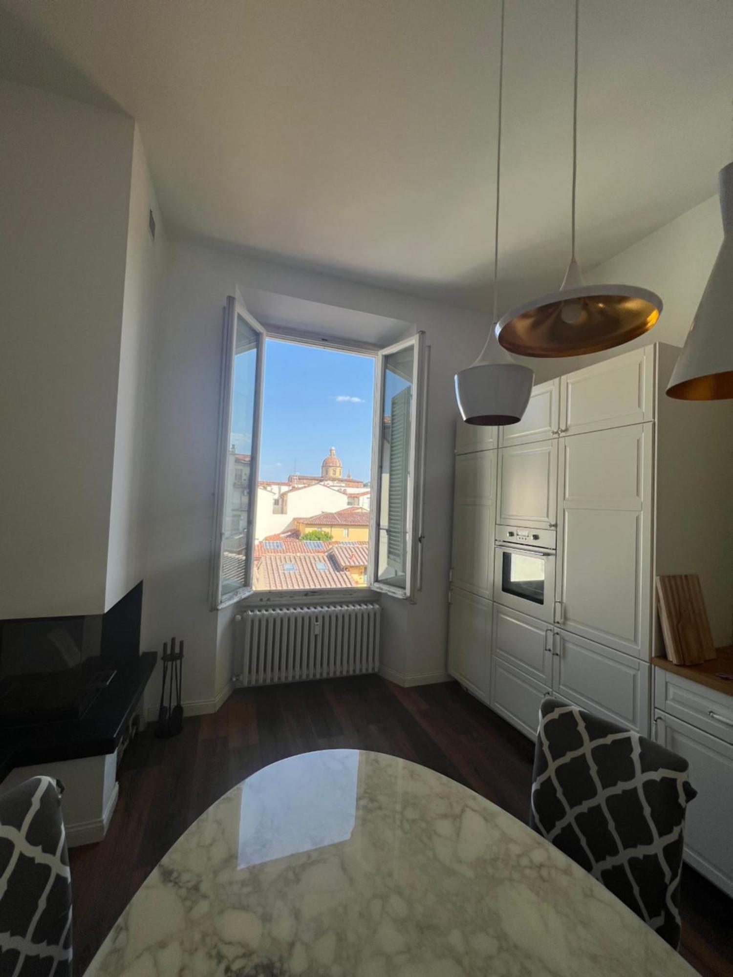 Santa Rosa Florence Apartments 3 Bedrooms - Private Parking エクステリア 写真