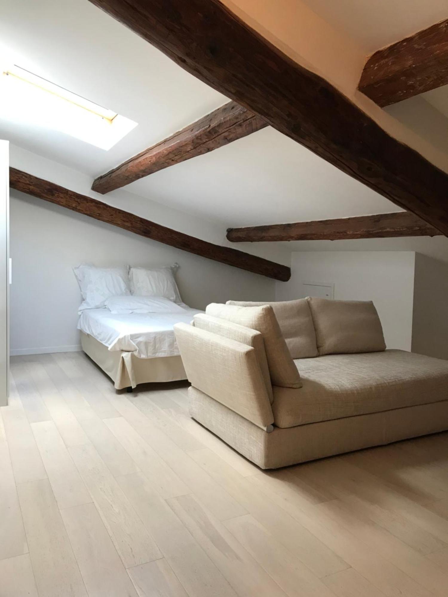 Santa Rosa Florence Apartments 3 Bedrooms - Private Parking エクステリア 写真